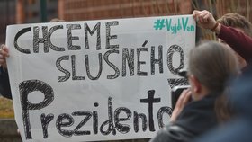 Studenti vysokých škol protestovali po celém Česku za obranu ústavních hodnot