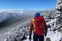 Sníh ochromil Slovensko: Bouračky, zavřená střediska v Tatrách a varování před vycházením v Žilině