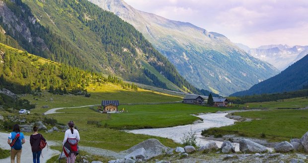 Turisté v rakouských Vysokých Taurách