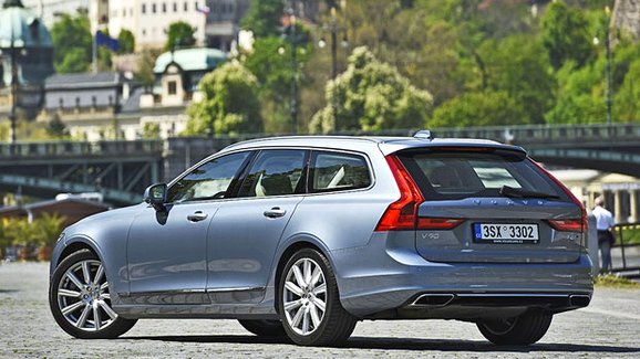 TEST Volvo V90 T6 – Jeden nutný příplatek