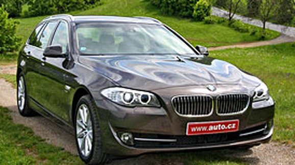 TEST BMW 530d xDrive Touring – Komfortní jistota