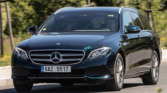 TEST Dlouhodobý test: Mercedes-Benz E 220 d kombi – Jak se s ním jede do Paříže a zpět ve čtyřech?