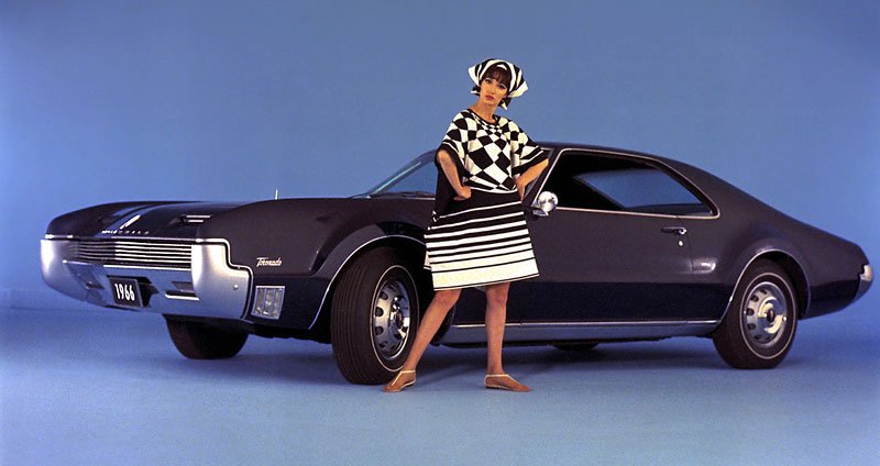 Oldsmobile Toronado (1966-1967)