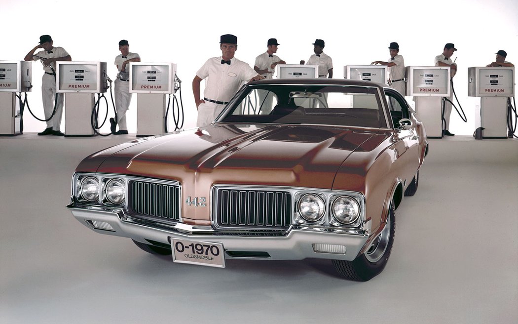 Oldsmobile 4-4-2 (1968-1972)