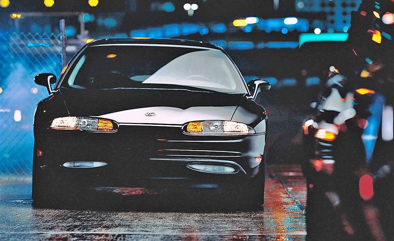 Oldsmobile Aurora (1994-1999)