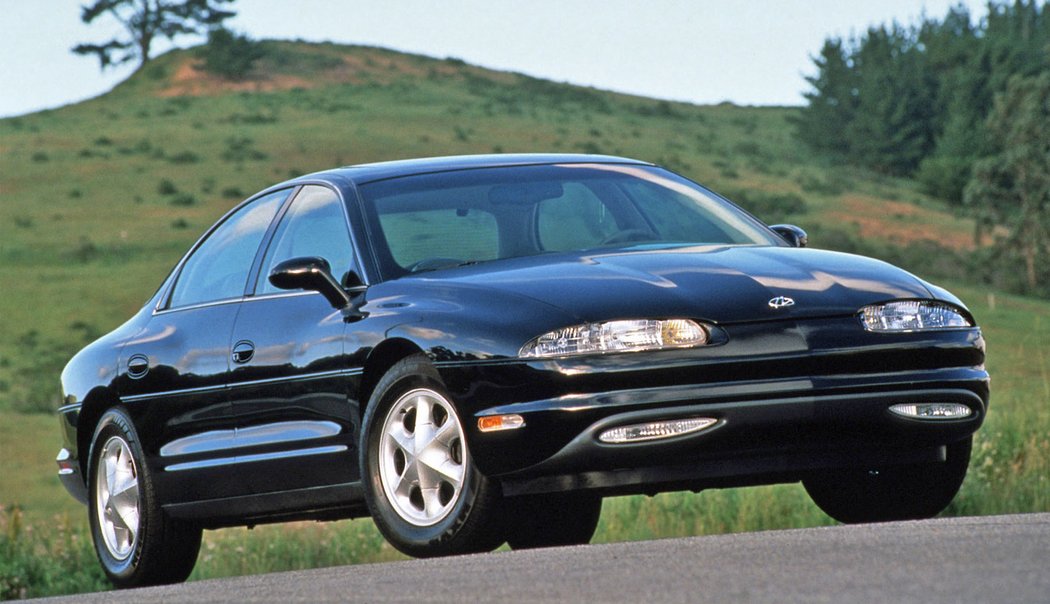 Oldsmobile Aurora (1994-1999)