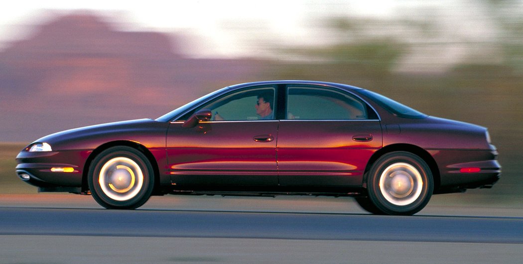 Oldsmobile Aurora (1994-1999)