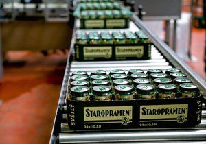 Skupina Pivovary Staropramen loni prodělala necelé tři miliardy korun.