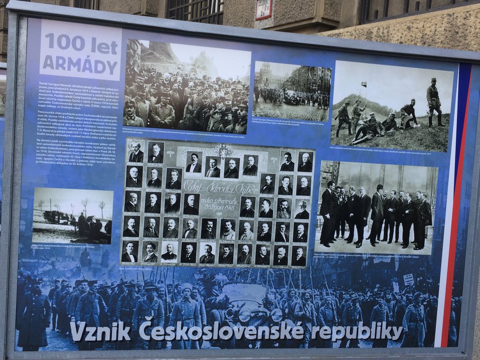 Říjnová a listopadová výstava je věnovaná činnosti a působení československé a české armády za uplynulých 100 let.