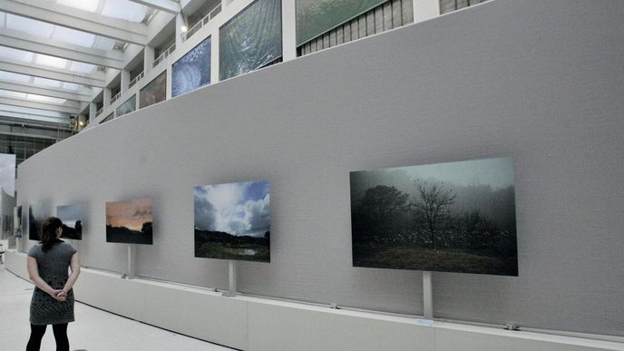 Výstava fotografií korejského fotografa, filantropa, ekologa a vynálezce jménem Ahae