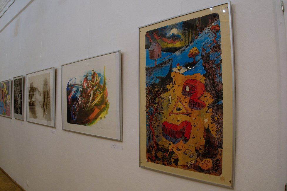 Na výstavě Jubilanti Hollaru vystavují každoročně umělci, kteří v daném roce oslaví kulatiny, nebo půlkulatiny, 17. 1. 2024.