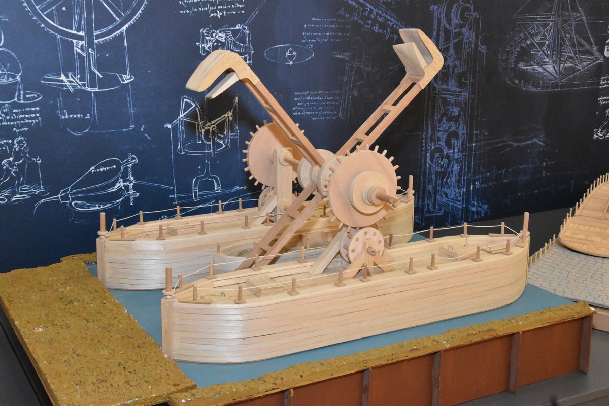 Leonardo navrhl a blanenský konstruktér Mužík vyrobil model bagrovače kalů ze dna kanálů a vodních toků.