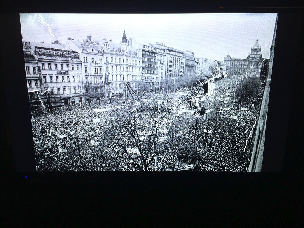 K vidění je nepřeberné množství dobových fotografií a videí.