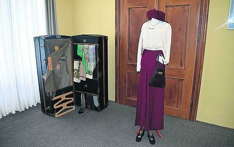 Oděvní kufr Milady Hřibové.