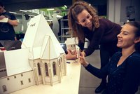 Skvělá spolupráce univerzity a muzea: Úchvatná výstava gotických modelů!