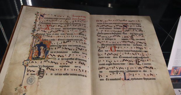 Knihy staré až 1200 let! V Brně vystavují unikátní poklad ze středověku