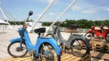 Výstava veteránů v Holešovicích: Na střeše Křižíkových pavilonů parkují motorky, nejstarší je 118 let