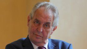 Prezident Miloš Zeman už návrh na zdanění církevní restituce už podepsal