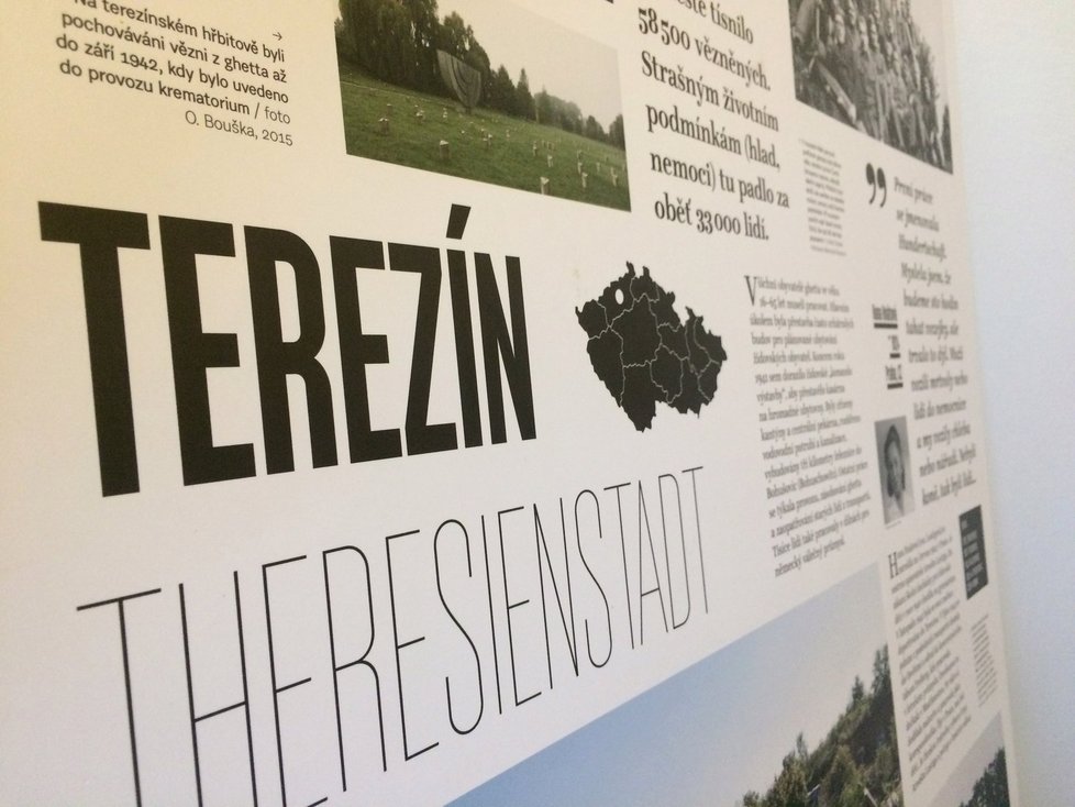 V interiéru domu byla dočasně instalovaná putovní výstava Ztracená paměť? Místa nacistické nucené práce v České republice.