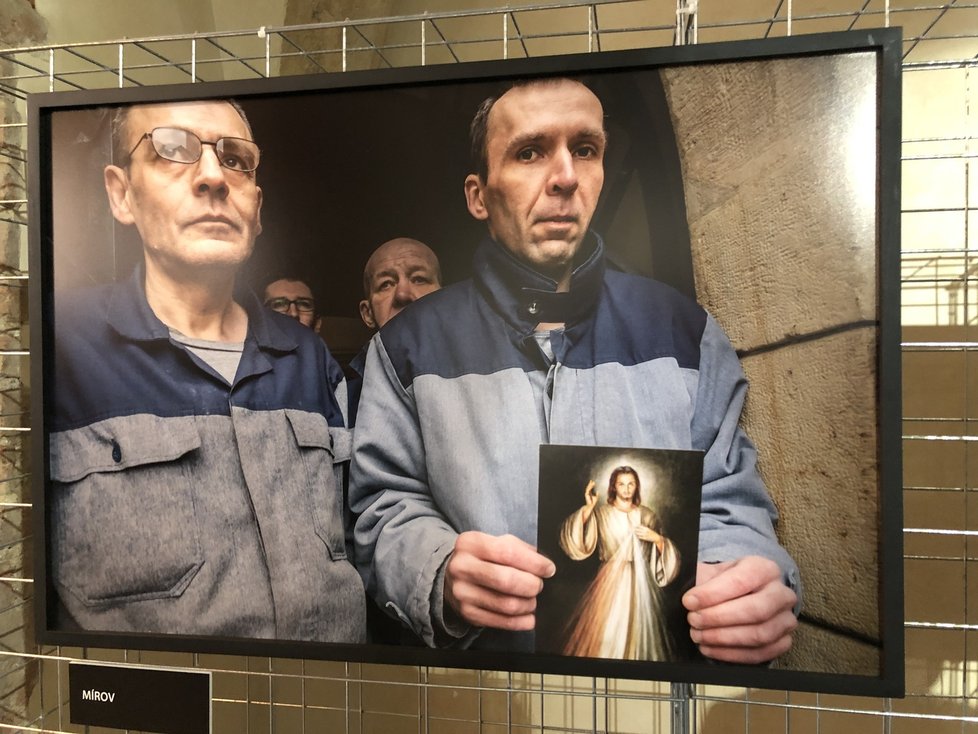 Výstava Jindřicha Štreita Ze tmy ke světlu přibližuje práce vězeňských kaplanů