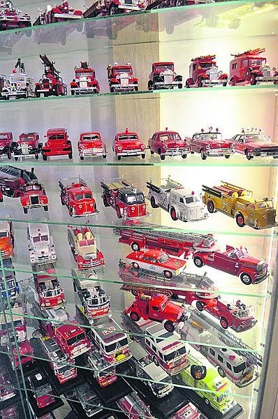 Početnou část kolekce tvoří hasičské vozy.