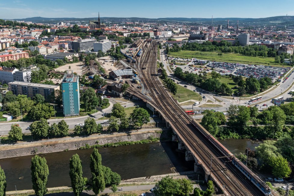 Nezastavěná plocha jižně od brněnského historického jádra. Zde vyroste nová čtvrť.