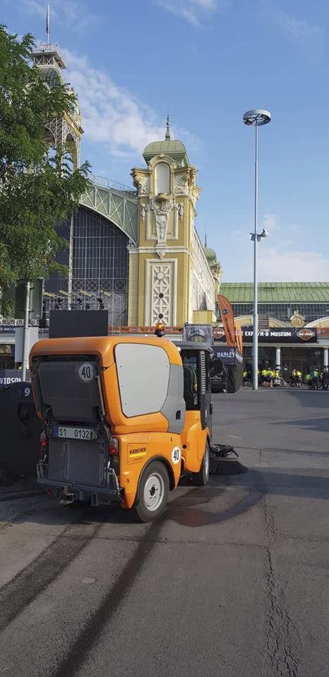 Organizátoři celé akce nic nepodcenili. Úklid probíhal průběžně po celou dobu konání oslav.