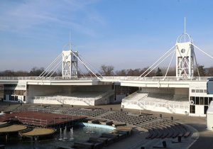 Největší letošní investici si vyžádá oprava Křižíkových pavilonů. Po ní by měly být moderním prostorem pro pořádání společenských a kulturních akcí včetně výstav.