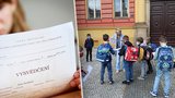 Vysvědčení v Praze: Místo známek slovní hodnocení? Školy budou žákům dávat oboje, vyplývá z ankety