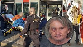 V tramvaji ohrožoval muž řidiče nožem. Přivolaní policisté jej střelili do nohy.