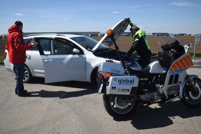 Vyzkoušeli jsme asistenční motocykl