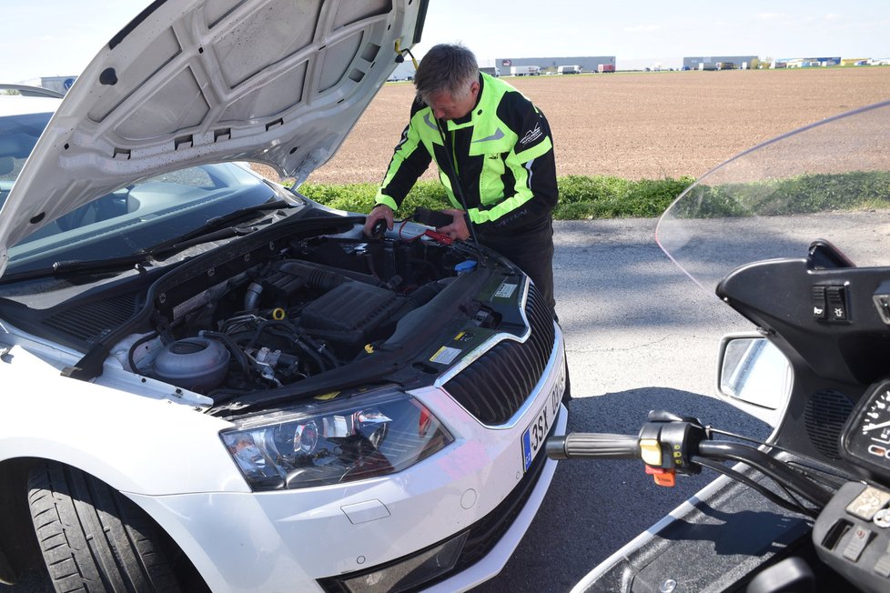 Vyzkoušeli jsme asistenční motocykl