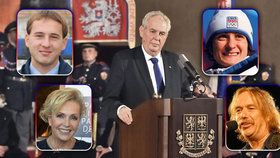 Státní vyznamenání 2017: Medaili dostali Vondráčková, Nohavica i pobodaný policista