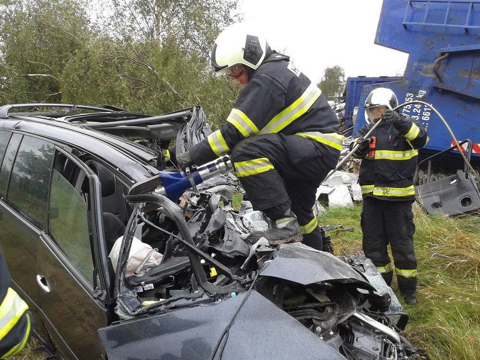 Hydraulické vystříhávací nůžky