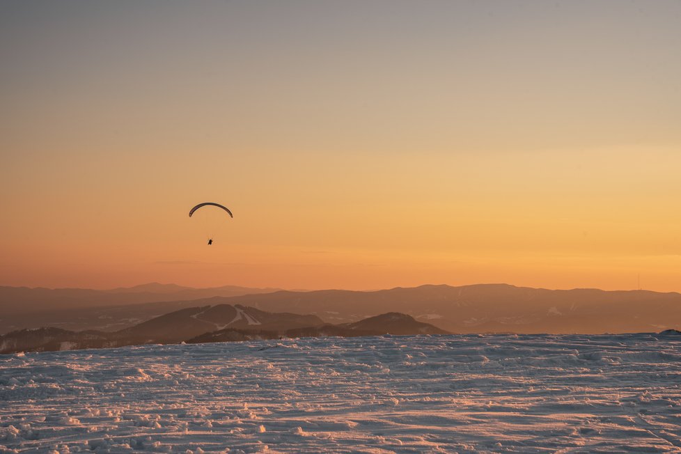 Paragliding nad slovenskými horami byl dokonalým zážitkem, na který nikdy nezapomenu. S šikovným Markem Polesenským se není čeho bát!