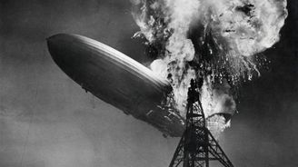 Historické snímky Hindenburgu: Od tragédie největšího vzducholodě uplynulo přes 80 let 