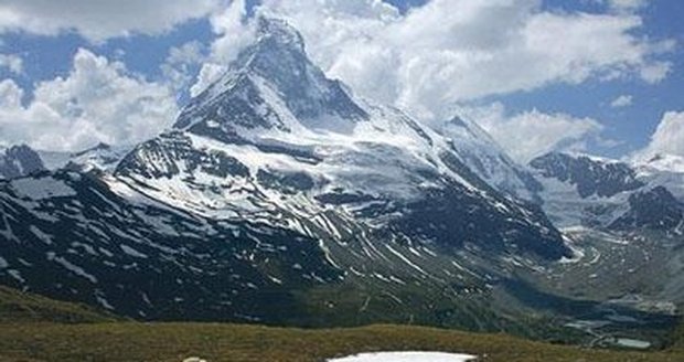 Češka spadla do trhliny na nejvyšší hoře Rakouska, zraněná skončila v nemocnici