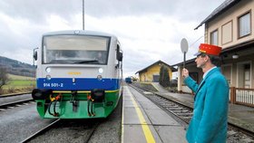 Vleklé problémy s nevýhodnou smlouvou na pronájem trati a s výkupy pozemků stály ministerstvo dopravy desítky milionů korun.