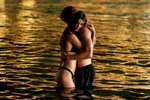 Nahé tělo vaší lásky může sice být přitisknuté k vám – ale mysl je dost pravděpodobně s někým jiným… V nové studii přiznalo šokujících 49 % zadaných lidí, že často fantazírují o někom jiném, zatímco mají sex se svým protějškem.