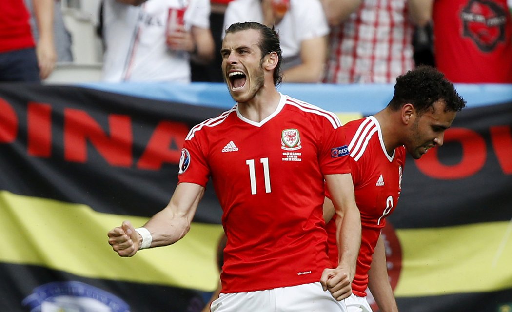 Hvězdný Gareth Bale dovedl Wales k výhře nad Slovenskem