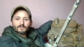 Jeden z neojbávanějších odstřelovačů Wali odjel na Ukrajinu.