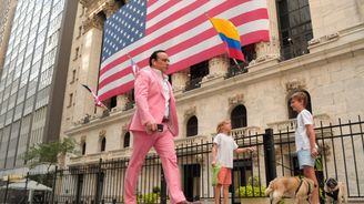 Překvapivě silný růst USA ve třetím čtvrtletí táhla spotřeba, ekonomové varují před zpomalením Překvapivě silný růst USA ve třetím čtvrtletí táhla spotřeba, ekonomové varují před zpomalením