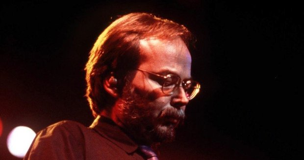 Zemřel kytarista a zpěvák Walter Becker ze skupiny Steely Dan. Bylo mu 65 let.