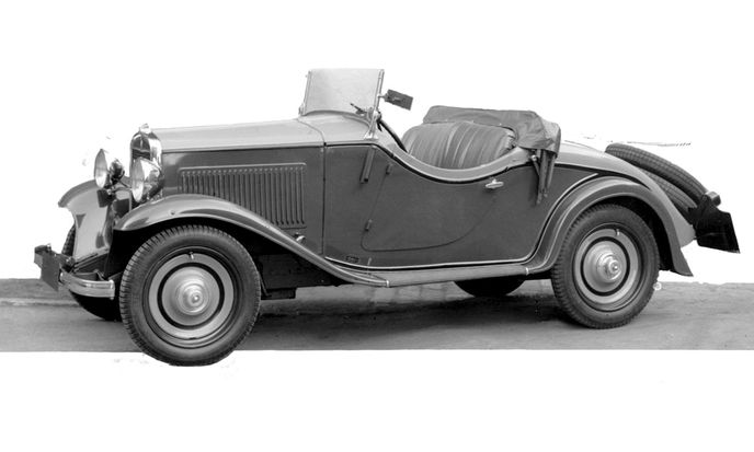 Dvoumístný Walter Junior Roadster s karoserií od firmy Leitner. Dvoumístný Walter Junior Roadster s karoserií od firmy Leitner.
