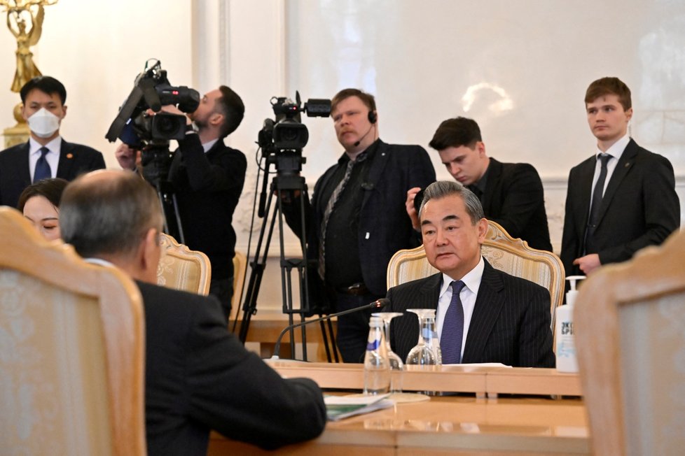 Wang I a Sergej Lavrov v Moskvě (22. 2. 2023).