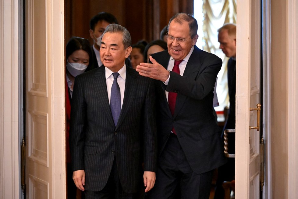 Šéf čínské diplomacie Wang I u Vladimira Putina.