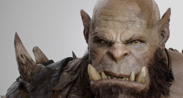 Ork z filmu World of Warcraft se zubí na první fotce
