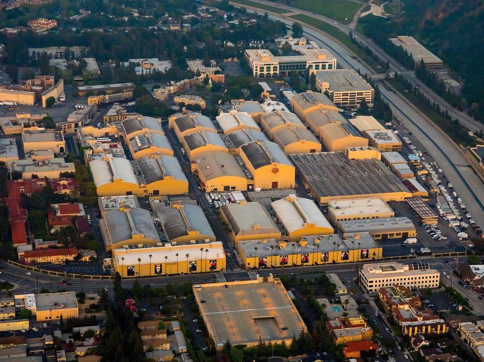 Továrna na sny: Warner Bros. Studios v Burbanku