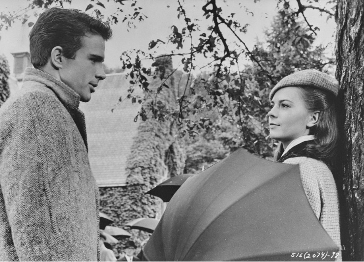 Warren Beatty a Natalie Wood ve filmu Třpyt v trávě (1961)