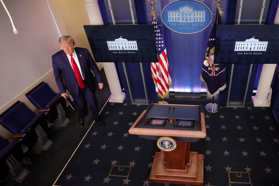 Americký prezdent Donald Trump pořádal v Bílém domě briefing pracovní skupiny pro reakci na koronavirus (28. 7. 2020).